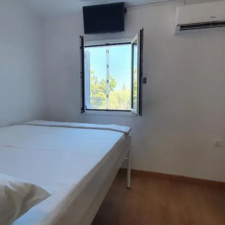 Appartement Golden Beach, Little Troll House 3 Chrisi Akti (Paros)